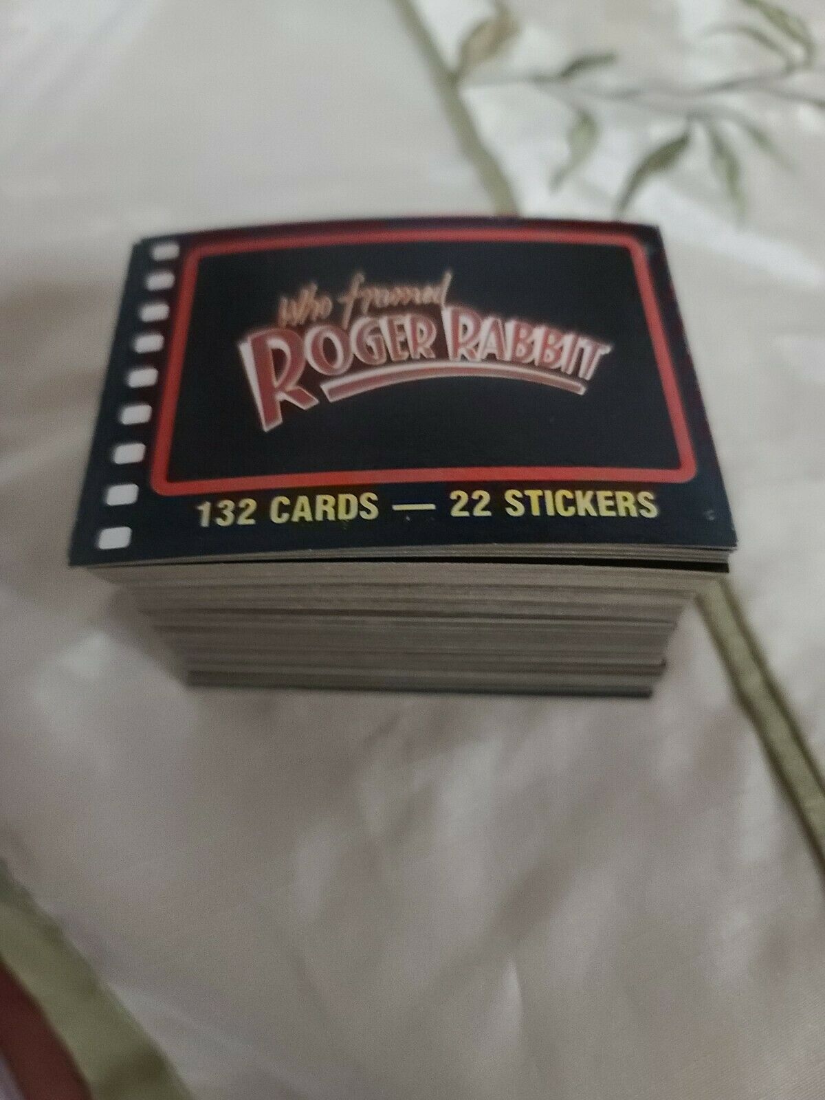 Who Framed Roger Rabbit 132 Trading Card Set (1987) .