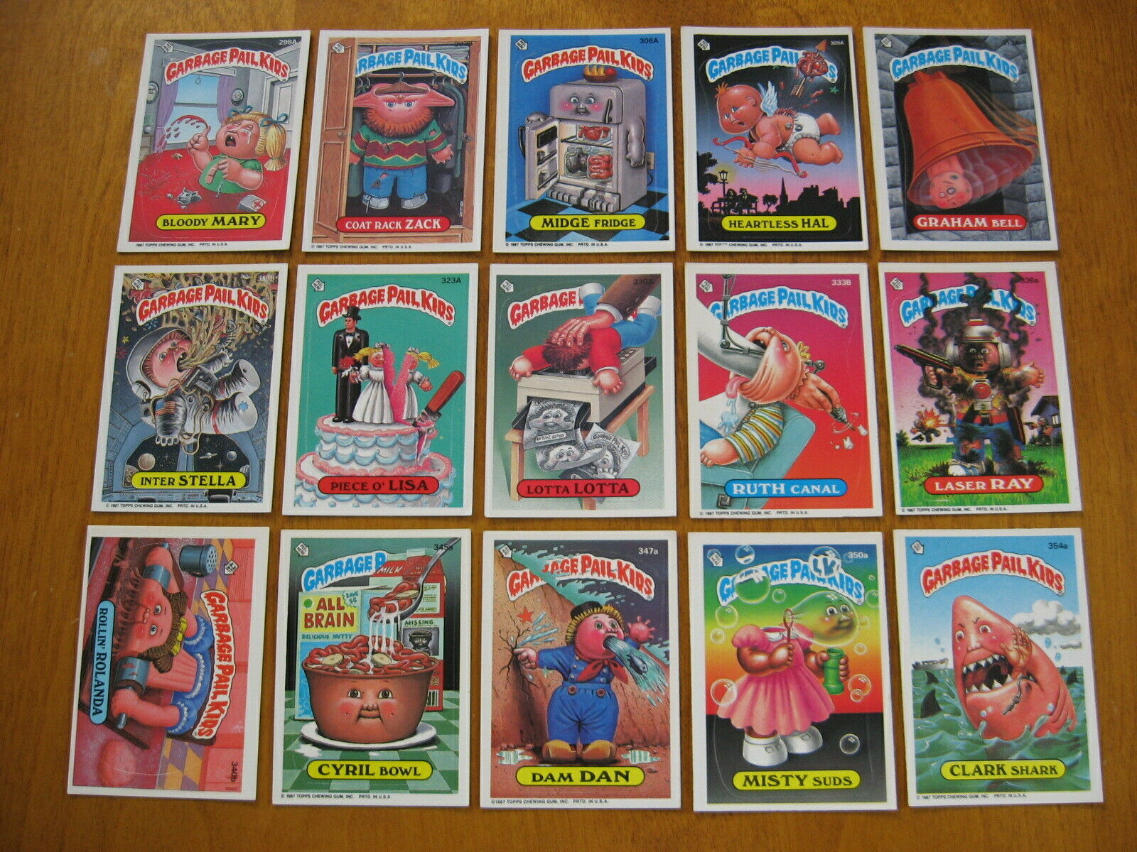 1987- 88 GARBAGE PAIL KIDS trading cards 30 near mint
