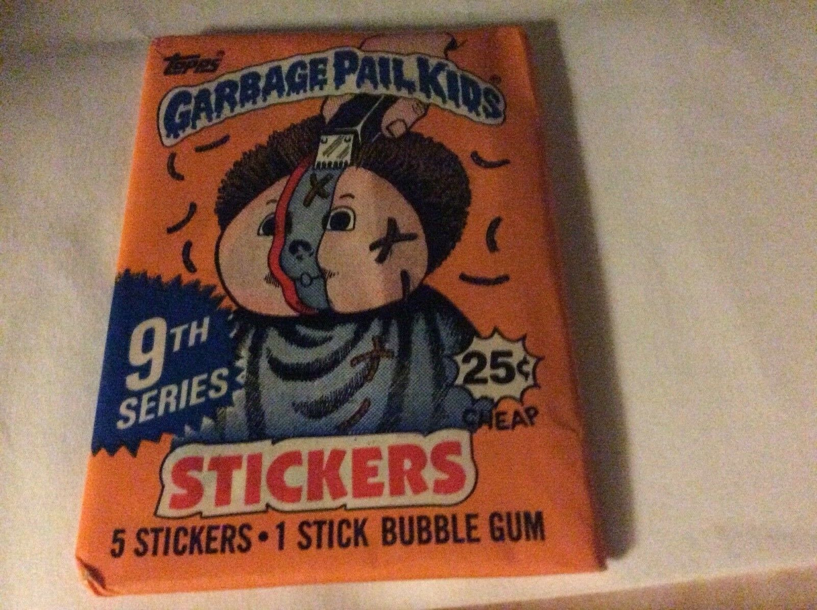 Unopened  GARBAGE PAIL KIDS Trading STICKERS SER.9- Topps  (5sticker1stick gum)